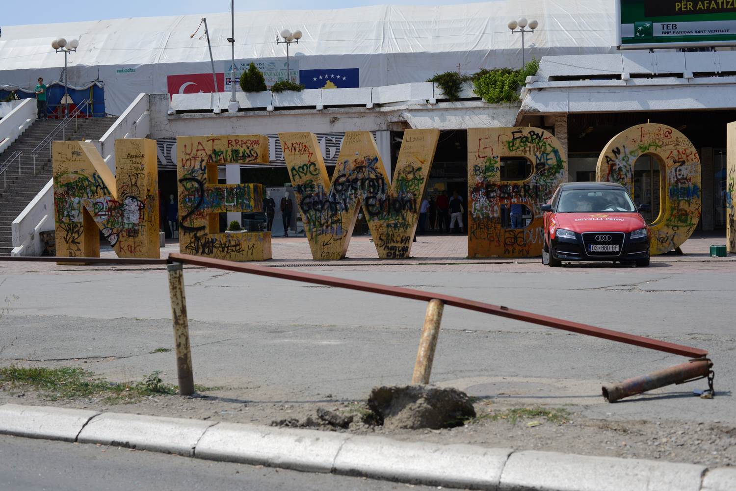 Dug je put (Kosovo, kontekst, 2012.)