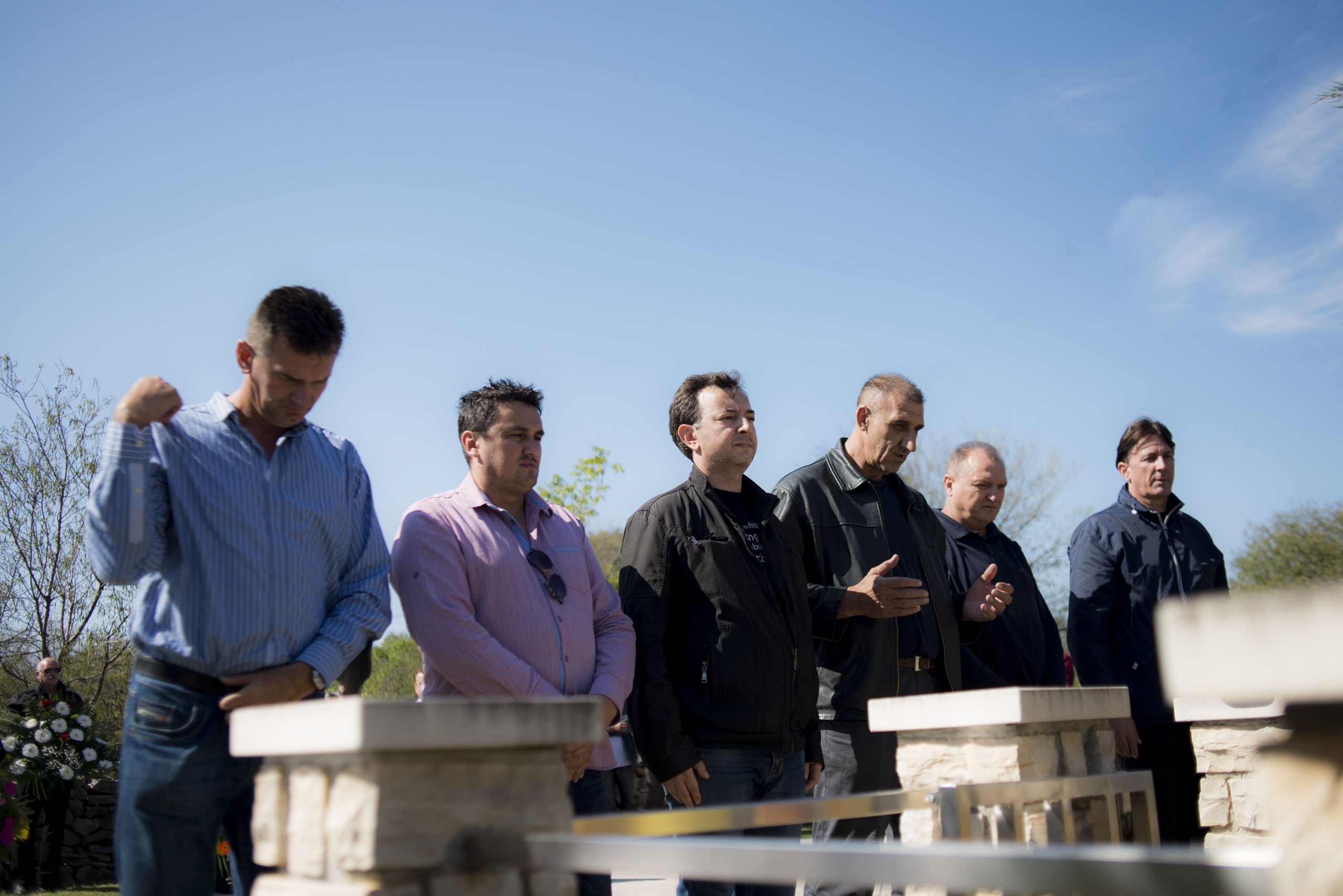 Sjećanje na žrtve iz Varivoda i Gošića: Solidarnost sa obiteljima ubijenih i poziv na kažnjavanje odgovornih
