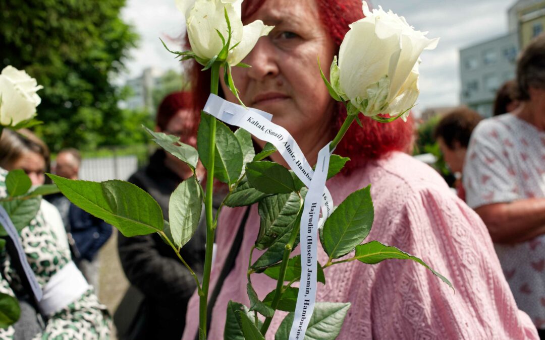 Peace Activists from the Region Mark White Armband Day in Prijedor